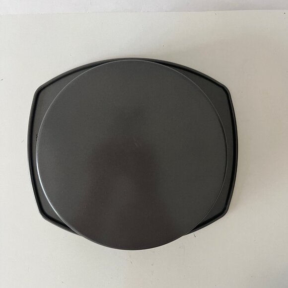 KitchenAid 3-Piece Bakeware Set | Baking Sheet, Cake Pan & Loaf Pan - Picture 5 of 16